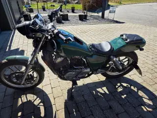 Honda Shadow vt500