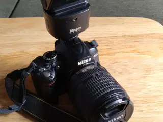 Nikon D3000