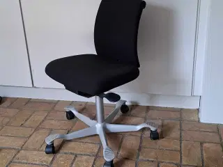 Häg kontorstol 