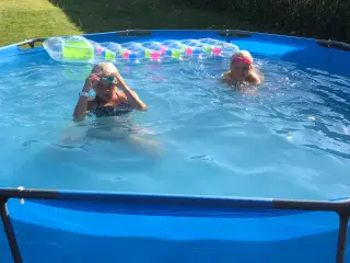 Svømmepool til salg