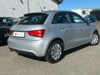 Audi A1 1,6 TDi 90 Ambition Sportback S-tr.