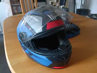 Scooter hjelm 