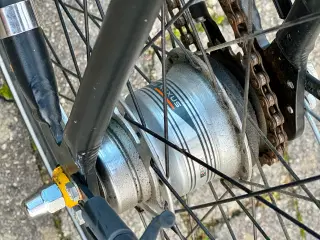 Velholdt damecykel med 7 gear