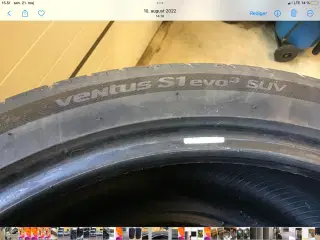 Dæk 295/35R21”