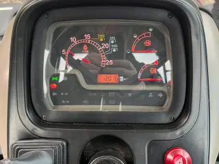 Case JX90 4 WD kun 1200 timer.  MOMSFRI