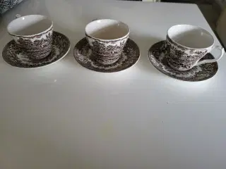 Engelsk stel 3 kopper med underkop 