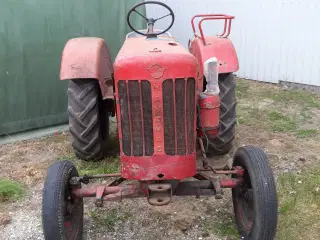 Hanomag R16