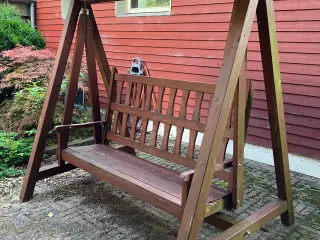 Hængesofa i træ