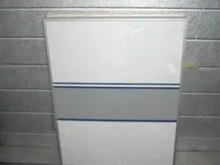   Underdør