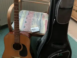Guitar, akustisk med taske og tuner
