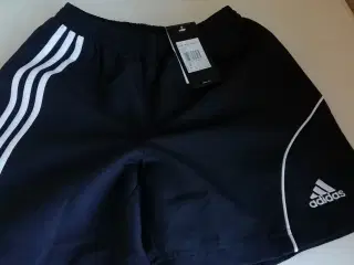 shorts str. 152, Adidas