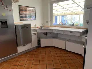 Køkken med hæve - sænkebord