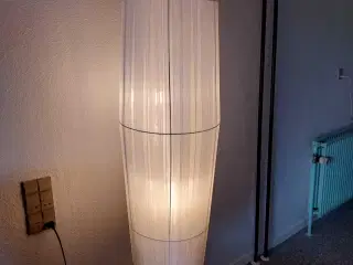 Lampe på fod