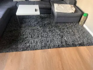 Gråt Ikea tæppe