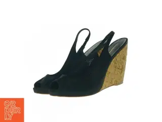Stillet fra H&M (str. 39)