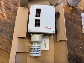 Ny Danfoss RT 11 rumtermostat