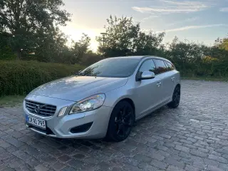 Volvo v60 d4 2.0d 5 cylinder