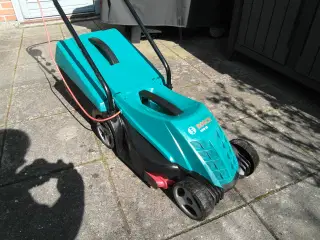Plæneklipper Bosch ARM 32