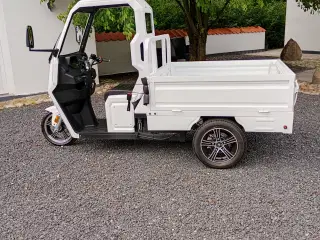 El TUC TUC 25 km/t