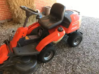 Husqvarna  havetraktor 216