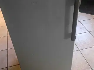 117 liters Gram fryseskab FS 3125-90