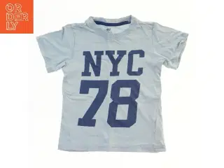 Lyseblå T-Shirt med tryk fra H&M (str. 98)