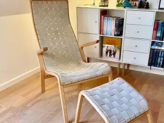 Lænestol og fodskammel sælges