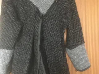 Dame Strikfrakke/cardigan
