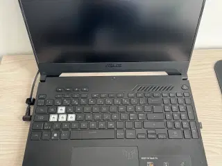 Super ASUS gamer bærbar med RTX 3070 & Intel i7