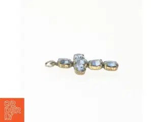 Kors med simili sten (str. 3,2 x 2,1 cm)