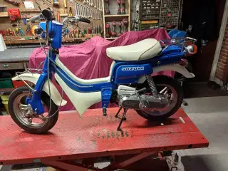 Suzuki FZ 50