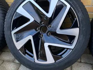 20” ID BUZZ Helårs Goodyear 