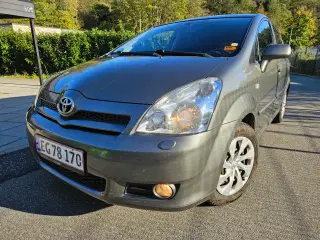 NYSYNET Toyota Corolla Verso 1,8 VVT-i Sol 7 pers.