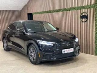 Ford Mustang Mach-E 75 Standard Range