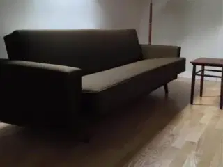Retro sovesofa