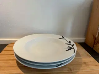 3 Trend dybe tallerkener–Stilrent sort/hvid design