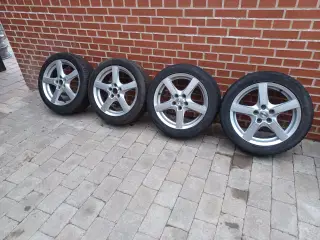Toyota, Kia, Mazda alufælge med sommerdæk.