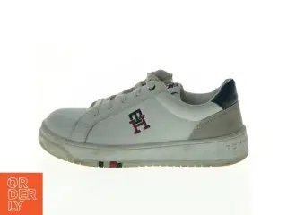 Sneakers fra Tommy Hilfiger (str. 35)