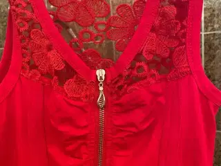 Rød kjole fra J-2 fashionwear str xs