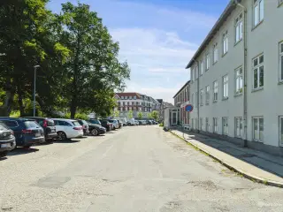Regulært kontorlejemål ved Randers Station