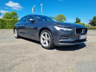 Volvo S90 4D Momentum