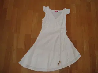 D-xel kjole str. 8 år