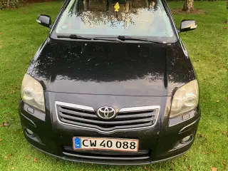 Toyota Avensis 2.0 diesel