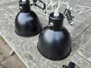 Et par sorte Luxo Luna væglamper