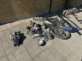 Puch maxi k.motor 4 lejret motordele 