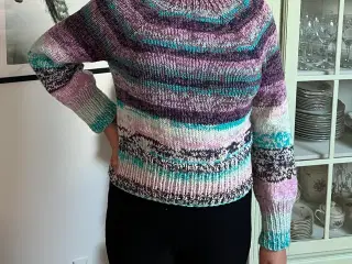 Ubrugt hjemmestrikket sweater