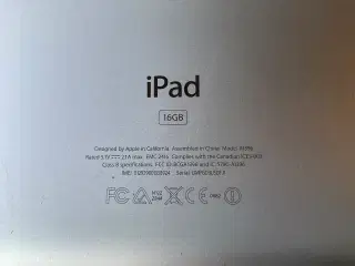 Apple iPad tablet 16 GB med opladerkabel.