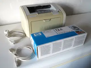 HP Laserjet 1020. Med ekstra HP 12A toner (Q2612A)