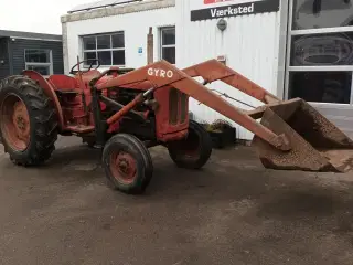 Diesel Traktor med frontlæsser