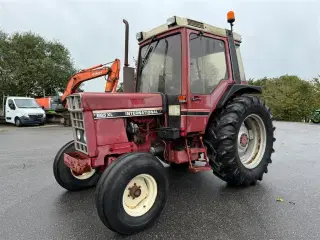 IH 685XL